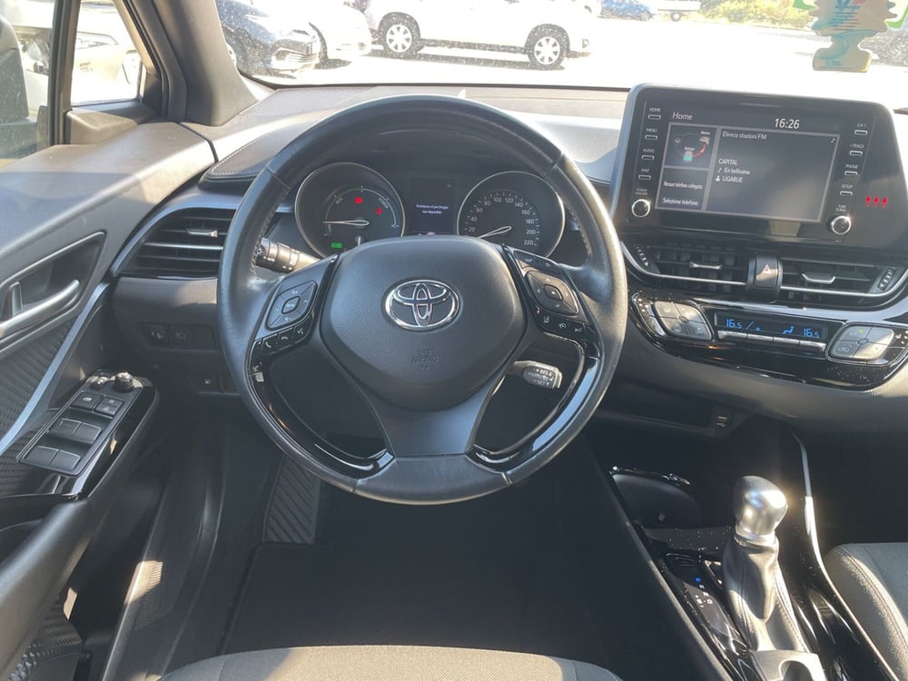 Toyota Toyota C-HR usata a Piacenza (15)
