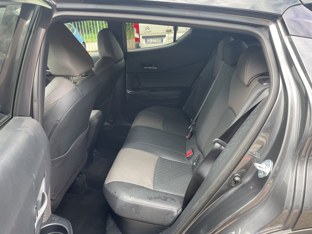 Toyota Toyota C-HR usata a Piacenza (10)