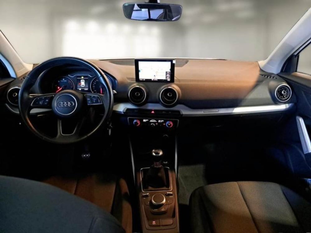 Audi Q2 usata a Salerno (9)