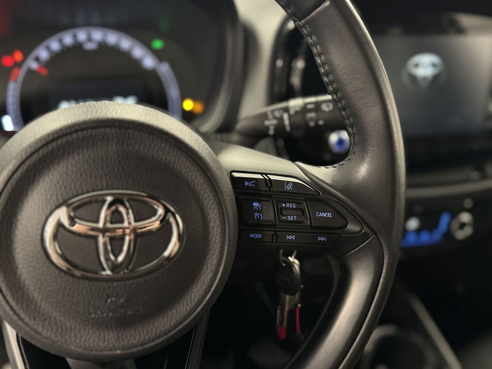 Toyota Aygo X usata a Brescia (10)