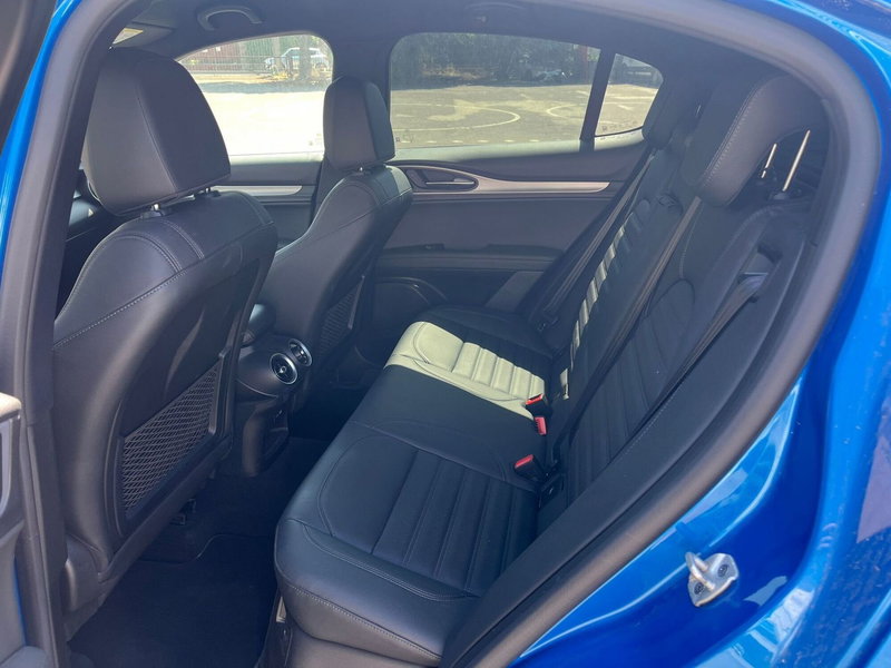 Alfa Romeo Stelvio usata a Milano (14)