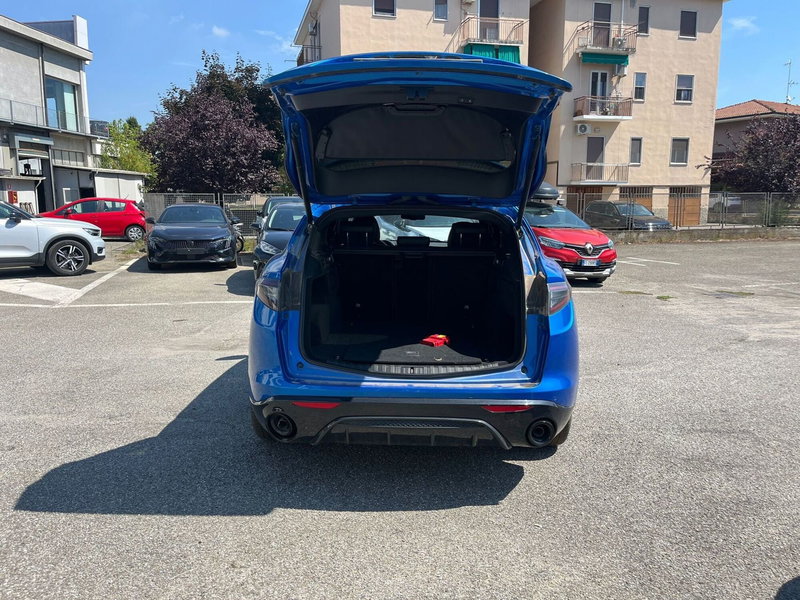 Alfa Romeo Stelvio usata a Milano (9)