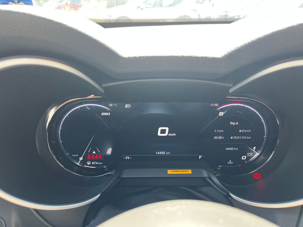 Alfa Romeo Stelvio usata a Milano (20)
