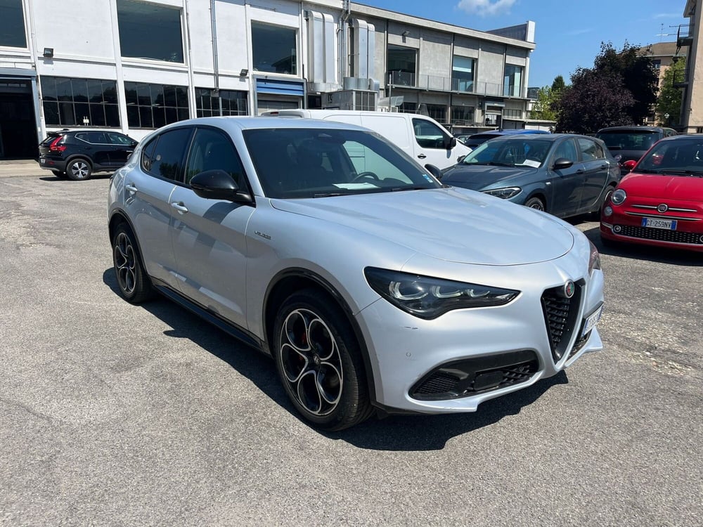 Alfa Romeo Stelvio usata a Milano (3)