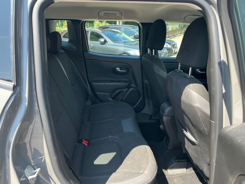 Jeep Renegade usata a Milano (13)