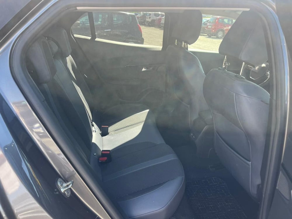 Peugeot 2008 usata a Milano (14)