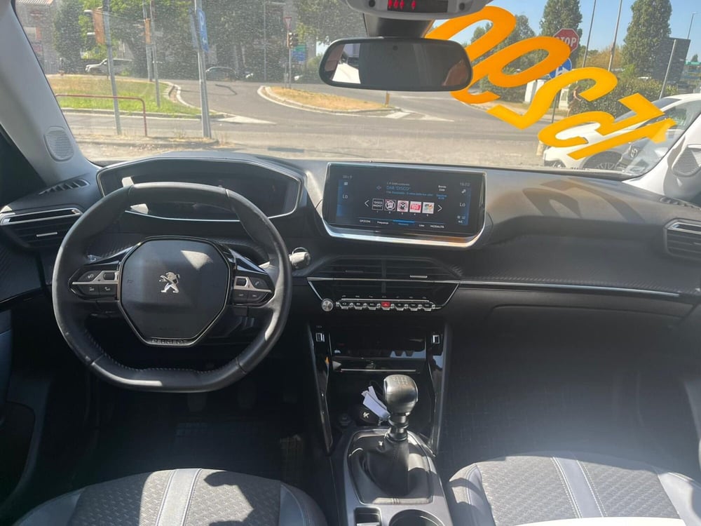 Peugeot 2008 usata a Milano (15)