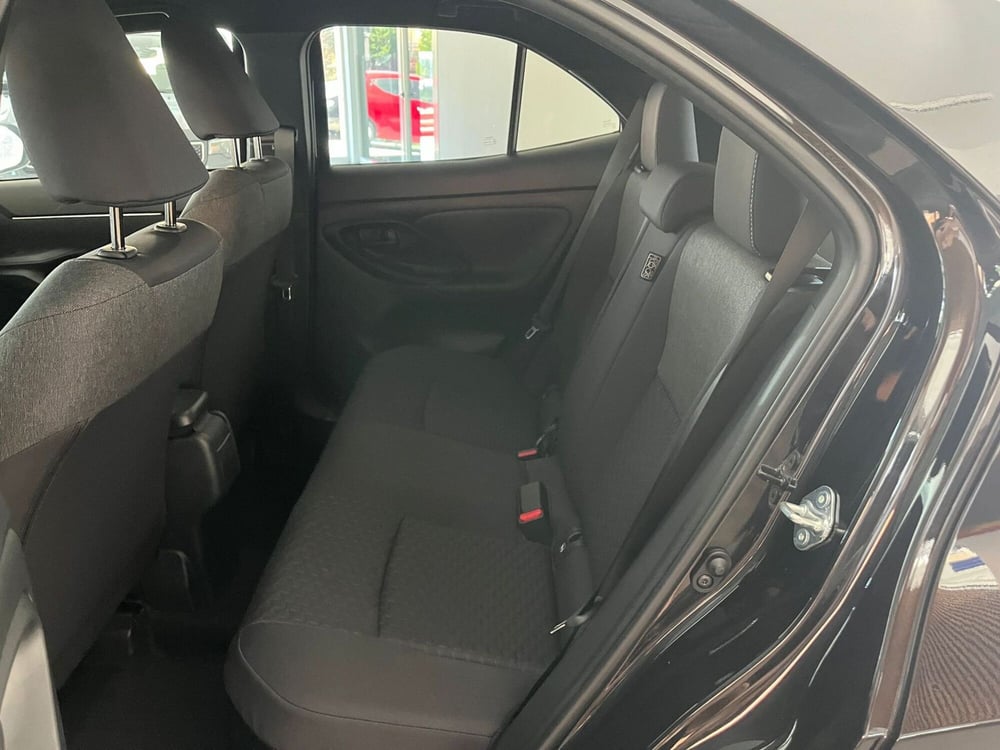 Toyota Yaris Cross nuova a Milano (14)