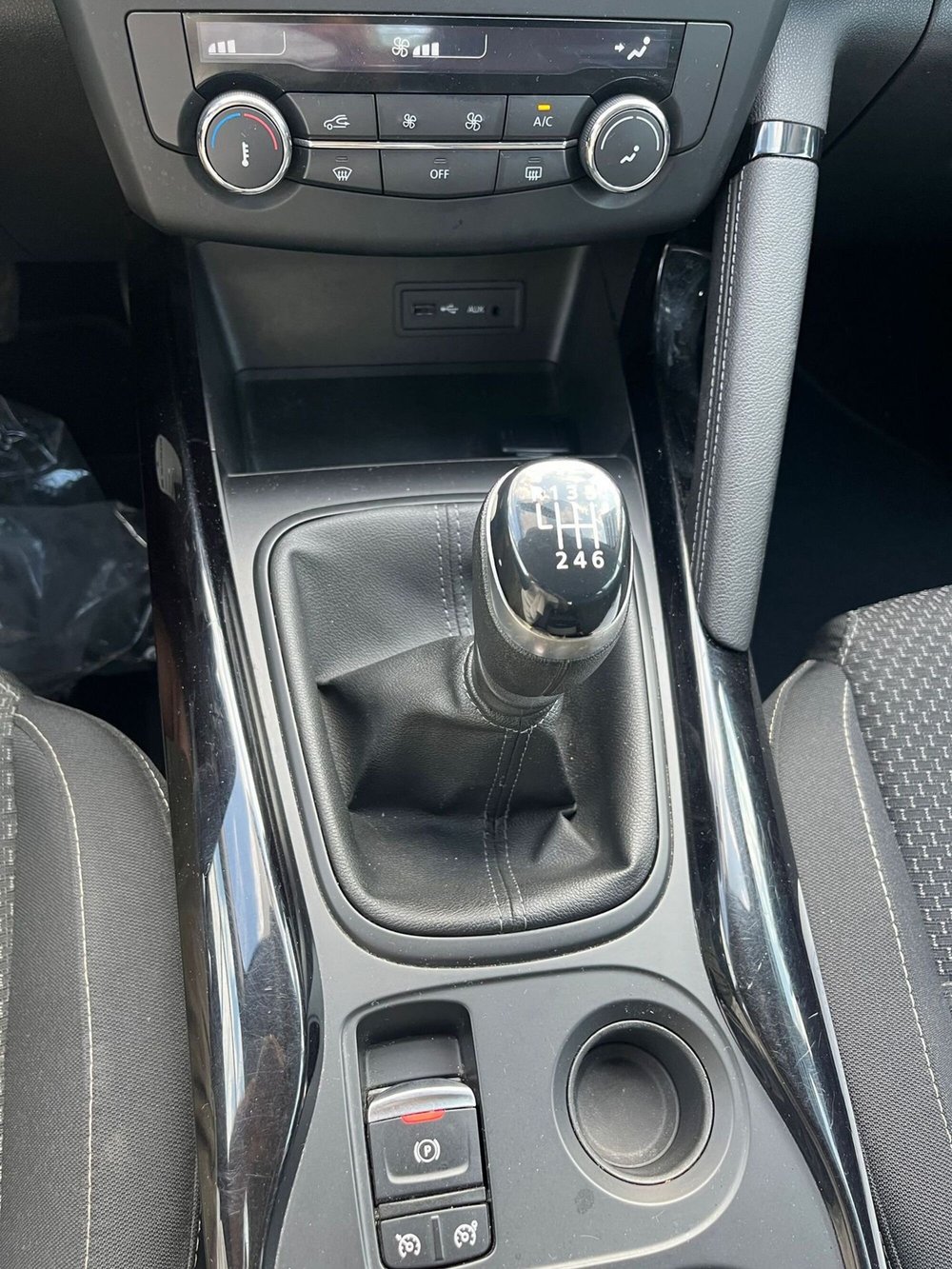 Renault Kadjar usata a Milano (17)
