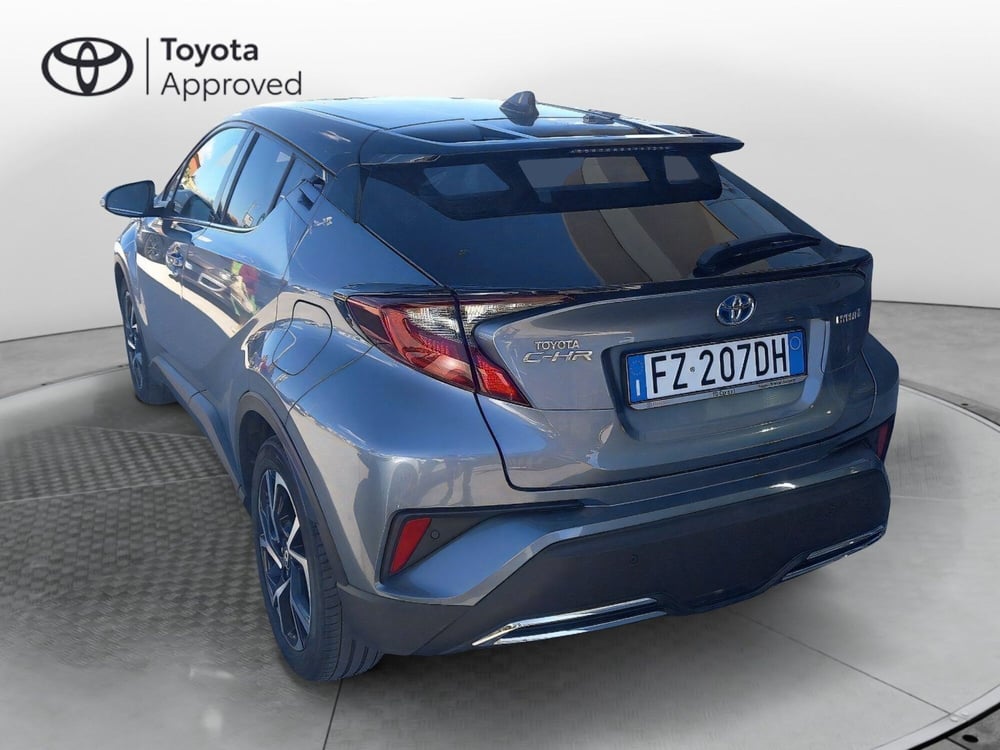 Toyota Toyota C-HR usata a Ragusa (4)
