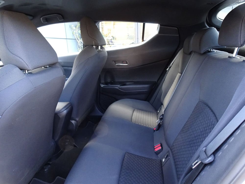 Toyota Toyota C-HR usata a Treviso (9)
