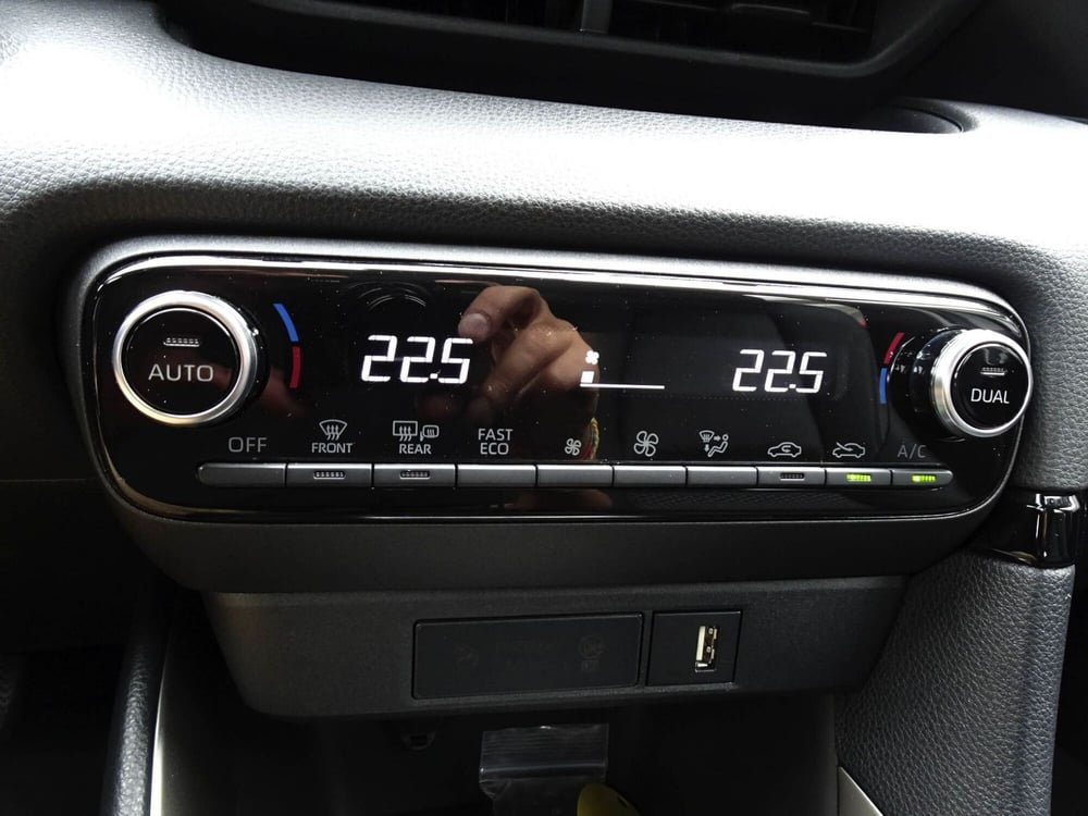 Mazda Mazda2 Hybrid usata a Treviso (17)
