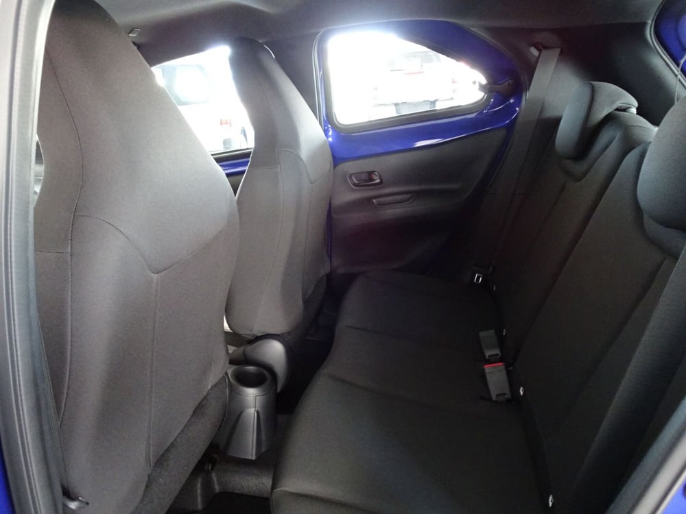 Toyota Aygo X nuova a Treviso (9)