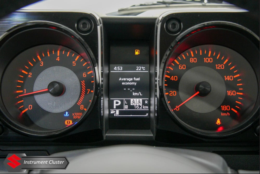 Suzuki Jimny nuova a Pistoia (12)