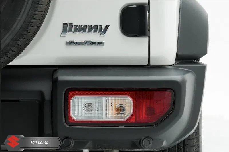 Suzuki Jimny nuova a Pistoia (13)