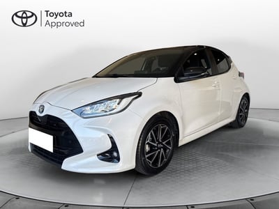 Toyota Yaris 1.5 Hybrid 5 porte Lounge nuova a Sassari