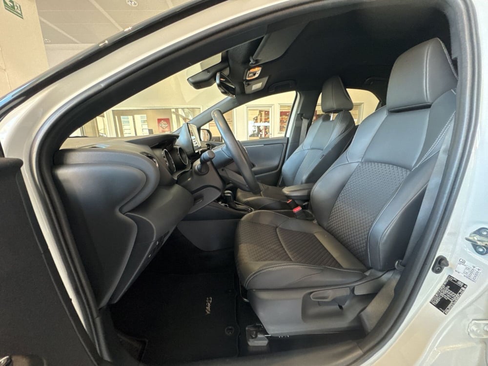 Toyota Yaris nuova a Sassari (17)