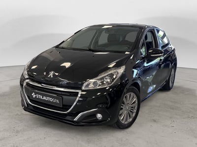 Peugeot 208 82 5 porte Active del 2018 usata a Prato