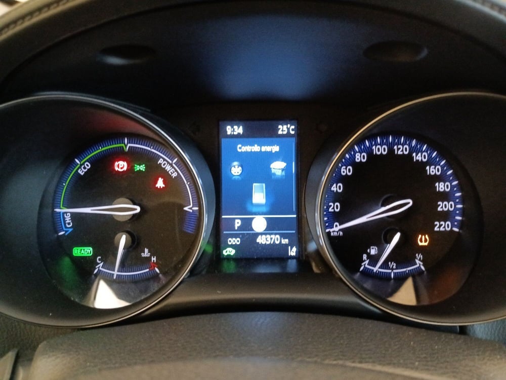 Toyota Toyota C-HR usata a Milano (13)