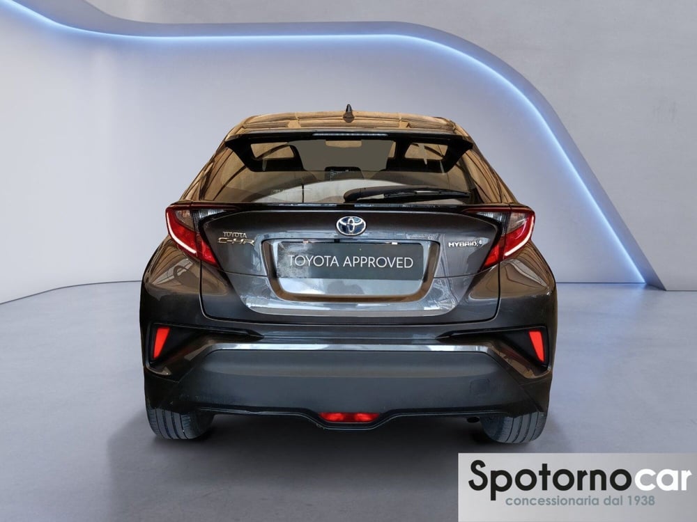 Toyota Toyota C-HR usata a Milano (4)