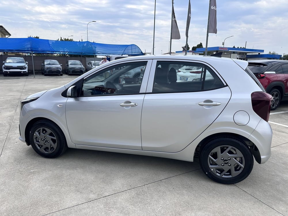 Kia Picanto nuova a Cremona (6)
