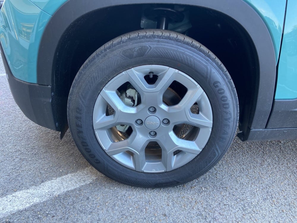 Jeep Avenger nuova a Chieti (14)