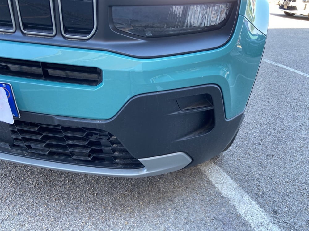 Jeep Avenger nuova a Chieti (15)