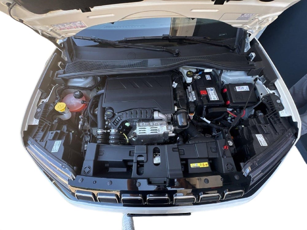 Jeep Avenger nuova a Agrigento (13)