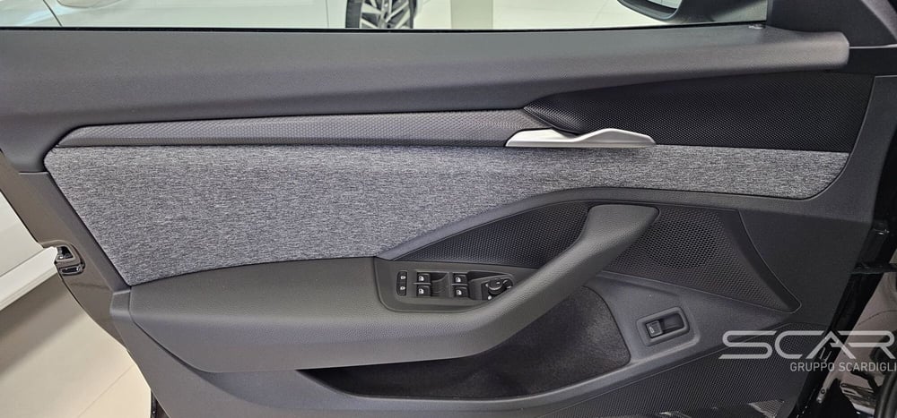 Skoda Superb Station Wagon nuova a Livorno (11)