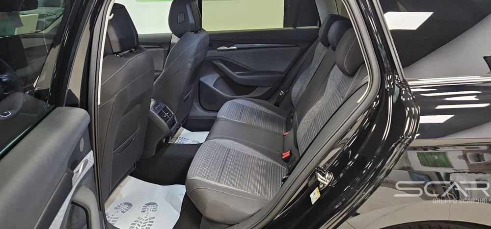 Skoda Superb Station Wagon nuova a Livorno (12)