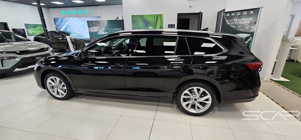 Skoda Superb Station Wagon nuova a Livorno (2)