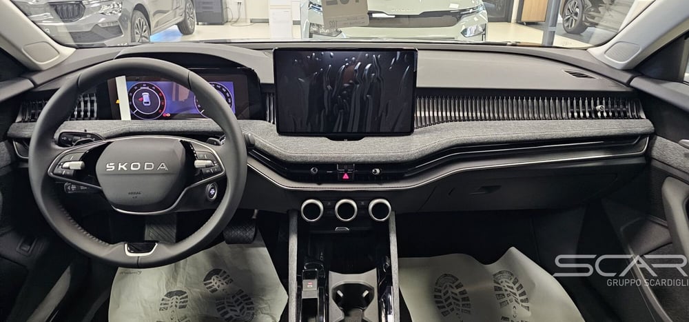 Skoda Superb Station Wagon nuova a Livorno (20)