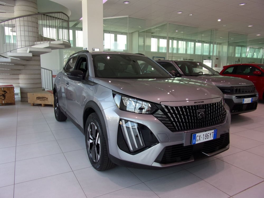 Peugeot 2008 nuova a Reggio Emilia