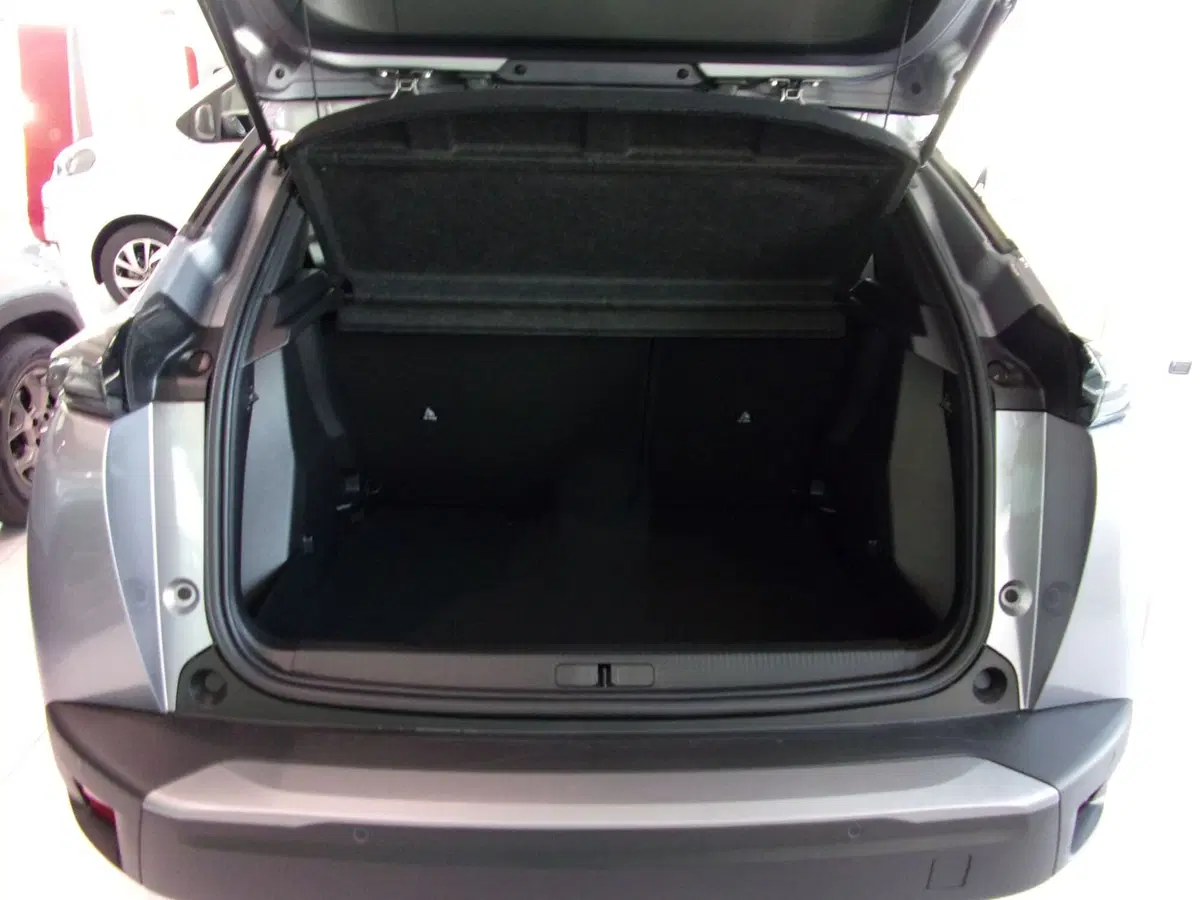 Peugeot 2008 nuova a Reggio Emilia (10)