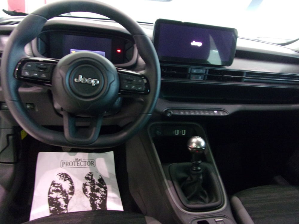 Jeep Avenger nuova a Reggio Emilia (11)