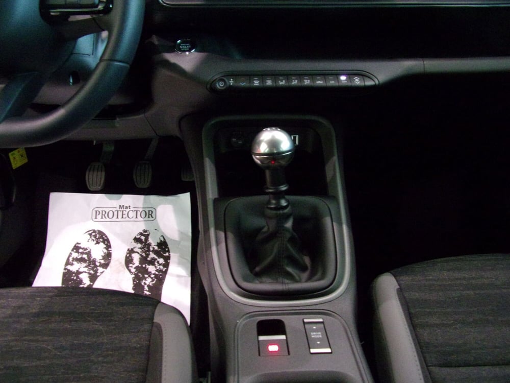 Jeep Avenger nuova a Reggio Emilia (13)