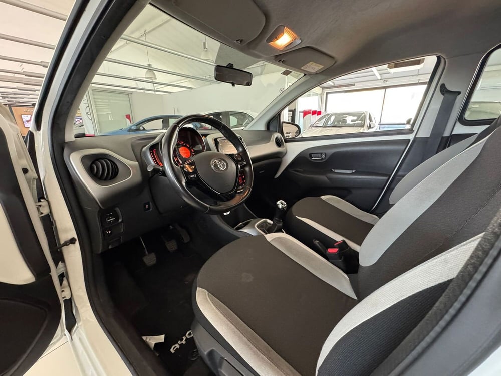 Toyota Aygo usata a Modena (12)
