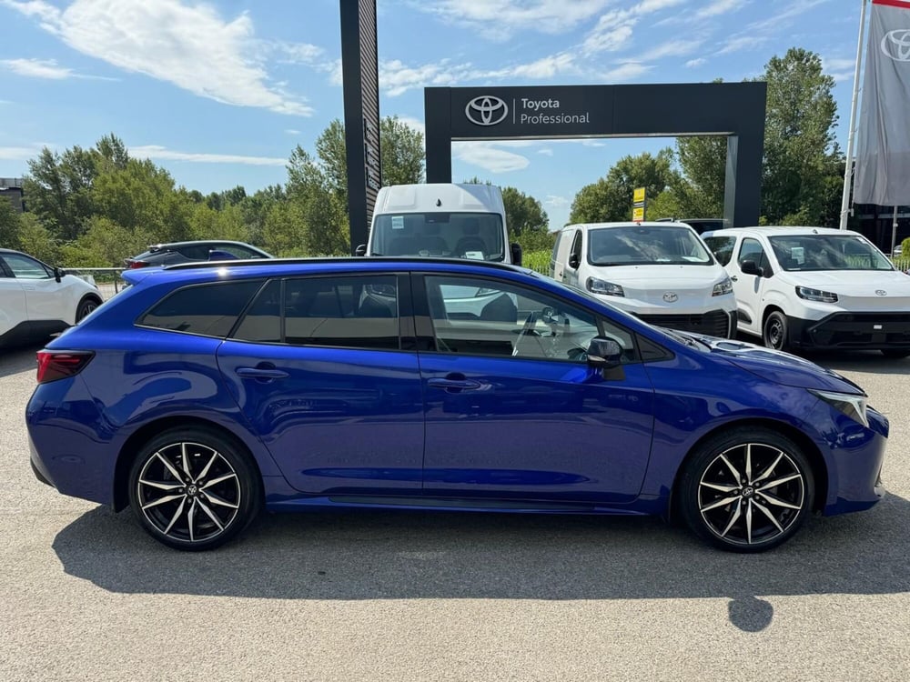 Toyota Corolla Touring Sports usata a Modena (5)