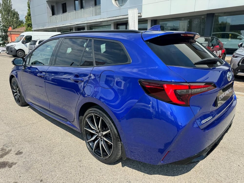 Toyota Corolla Touring Sports usata a Modena (8)