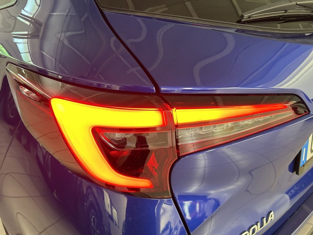 Toyota Corolla Touring Sports usata a Bologna (17)