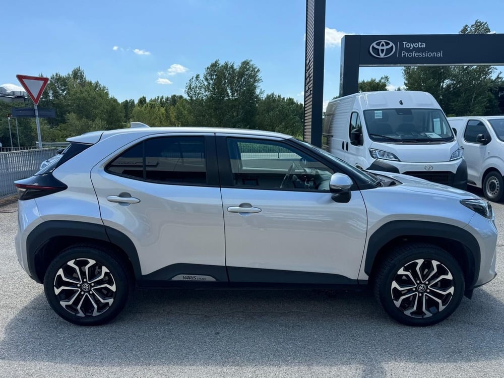 Toyota Yaris Cross usata a Modena (5)