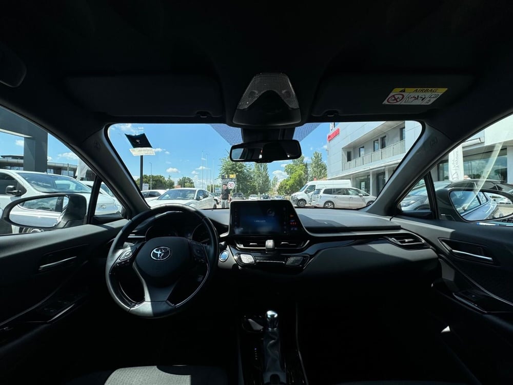 Toyota Toyota C-HR usata a Modena (16)