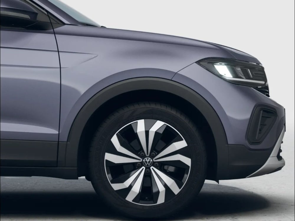 Volkswagen T-Cross nuova a Livorno (6)