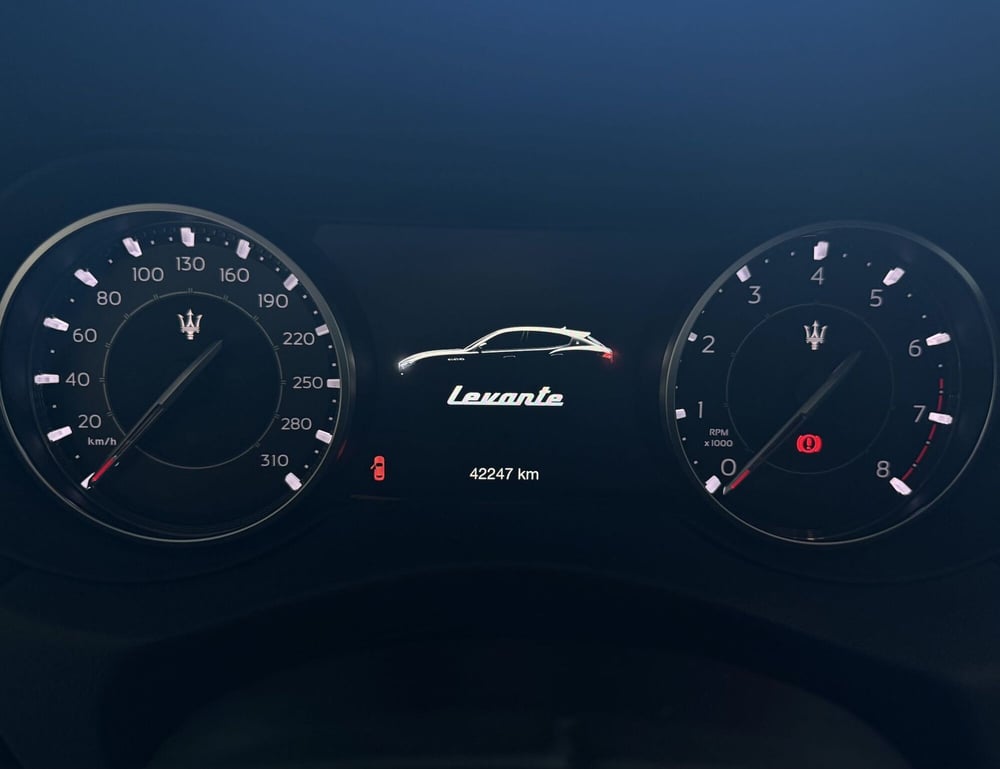 Maserati Levante usata a Parma (5)
