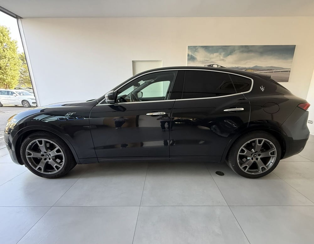 Maserati Levante usata a Parma (7)