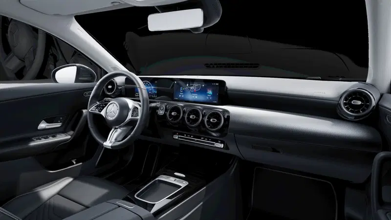 Mercedes-Benz Classe A nuova a Milano (5)
