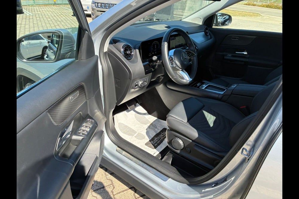 Mercedes-Benz GLA SUV usata a Chieti (13)