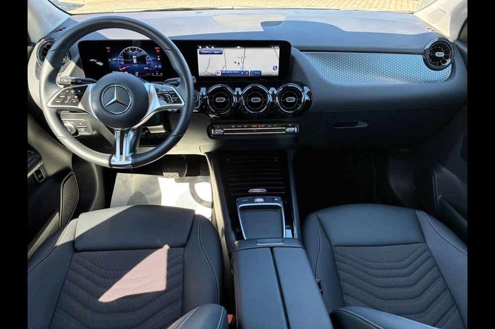 Mercedes-Benz GLA SUV usata a Chieti (9)