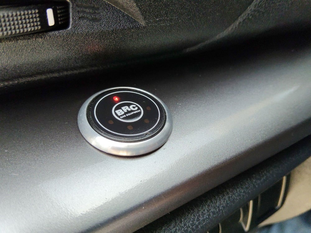 Subaru XV usata a Pescara (16)