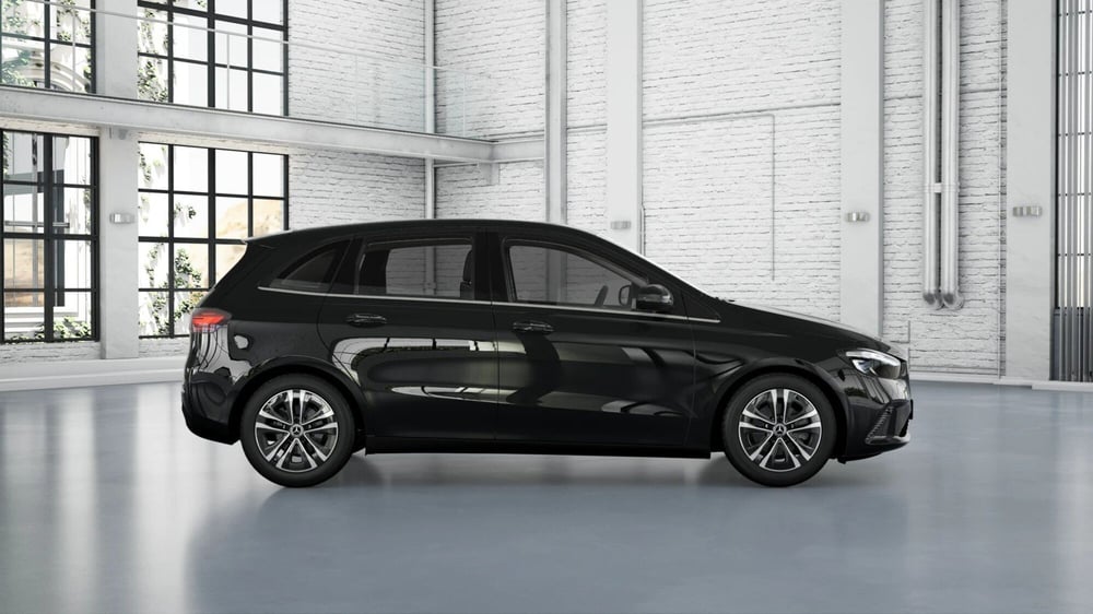 Mercedes-Benz Classe B nuova a Pescara (4)